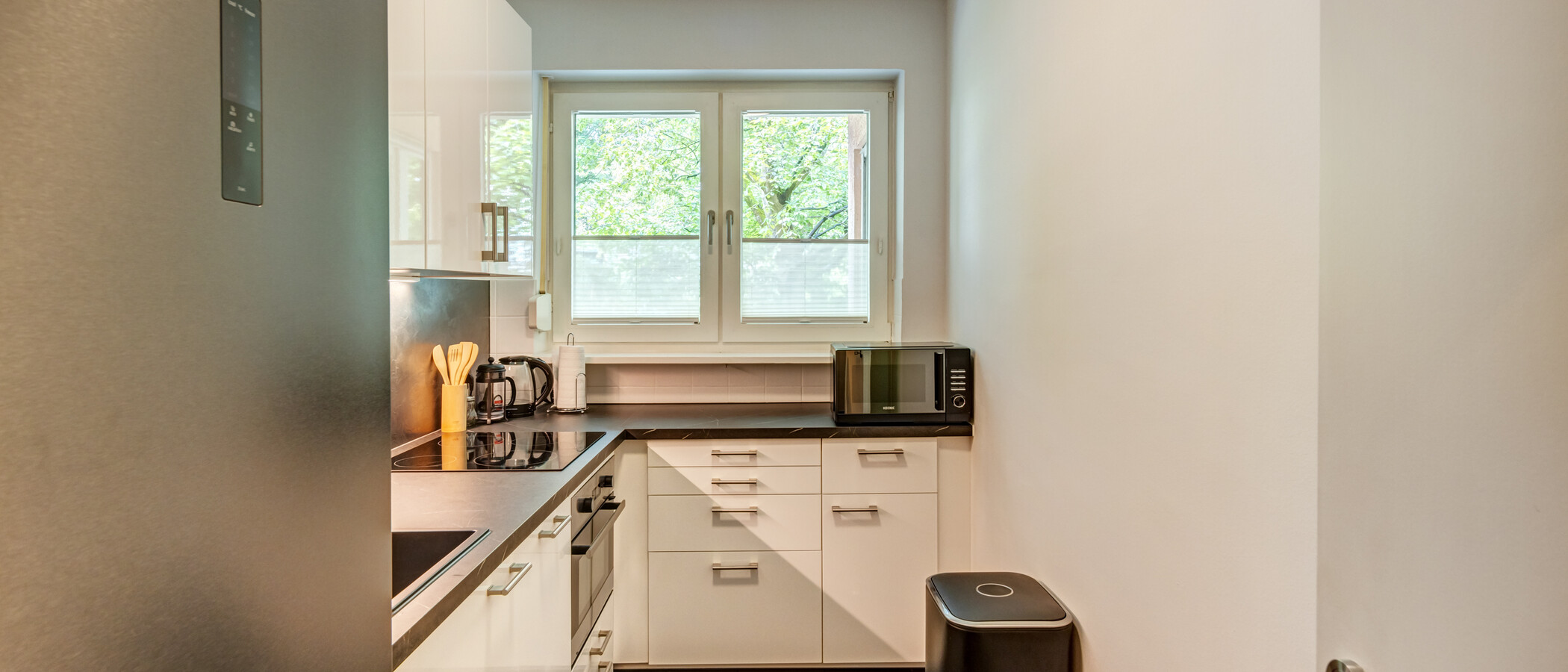 apartment with garden 	 München Herzogpark 01 kitchen 14929