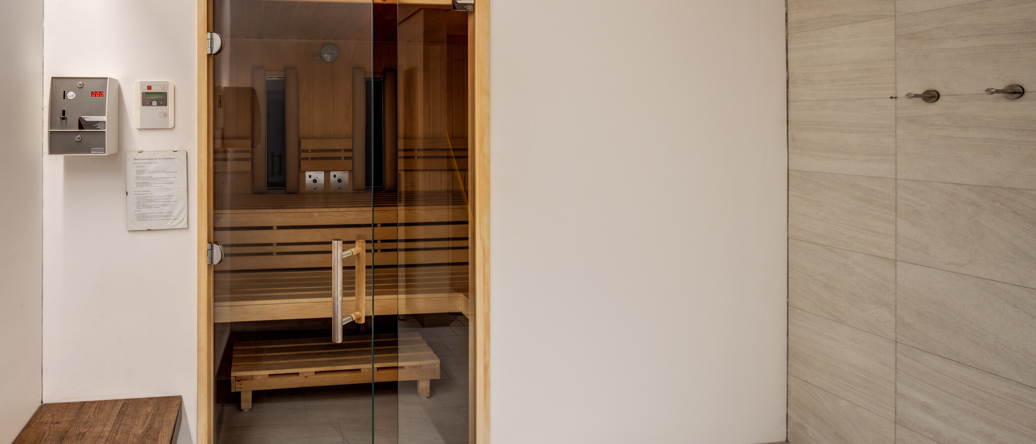 apartment with garden 	 München Herzogpark 01 sauna 14929