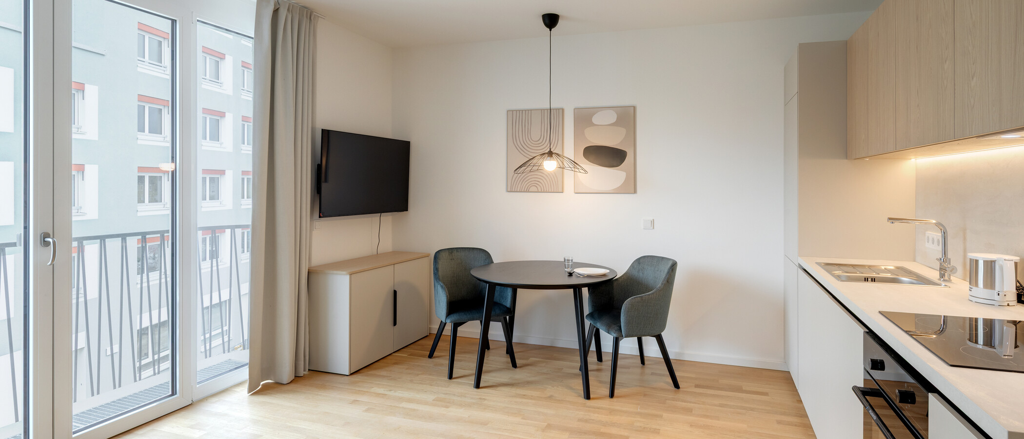apartment München Berg am Laim 03 living area 14936
