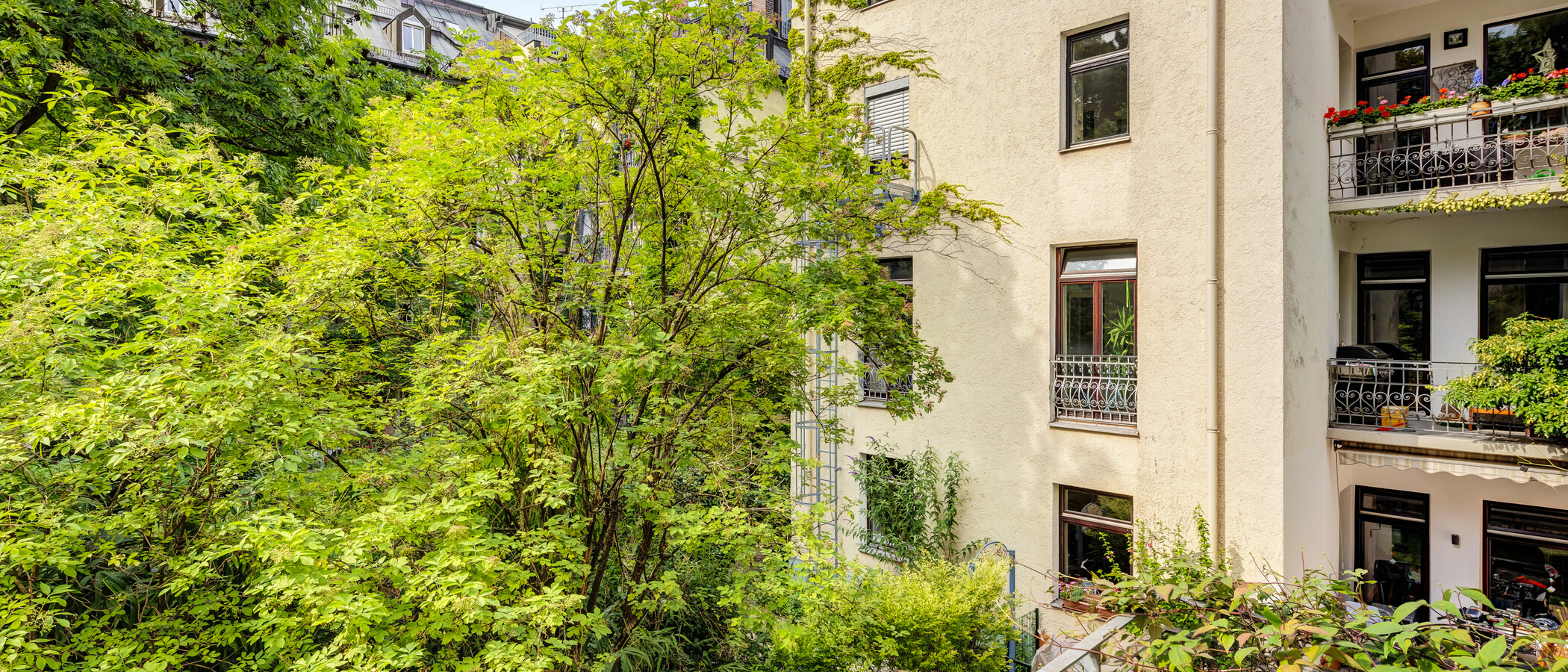 apartment München Neuhausen 01 view 14942
