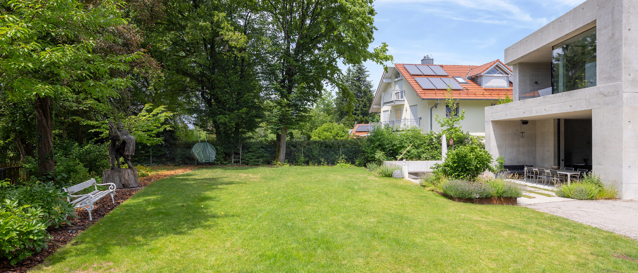 villa München Harlaching 01 garden 14944