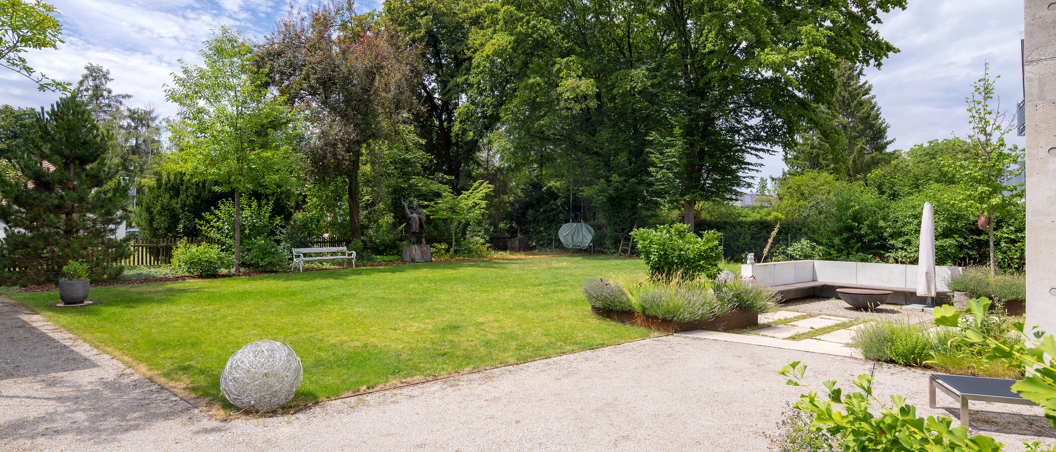 villa München Harlaching 02 garden 14944