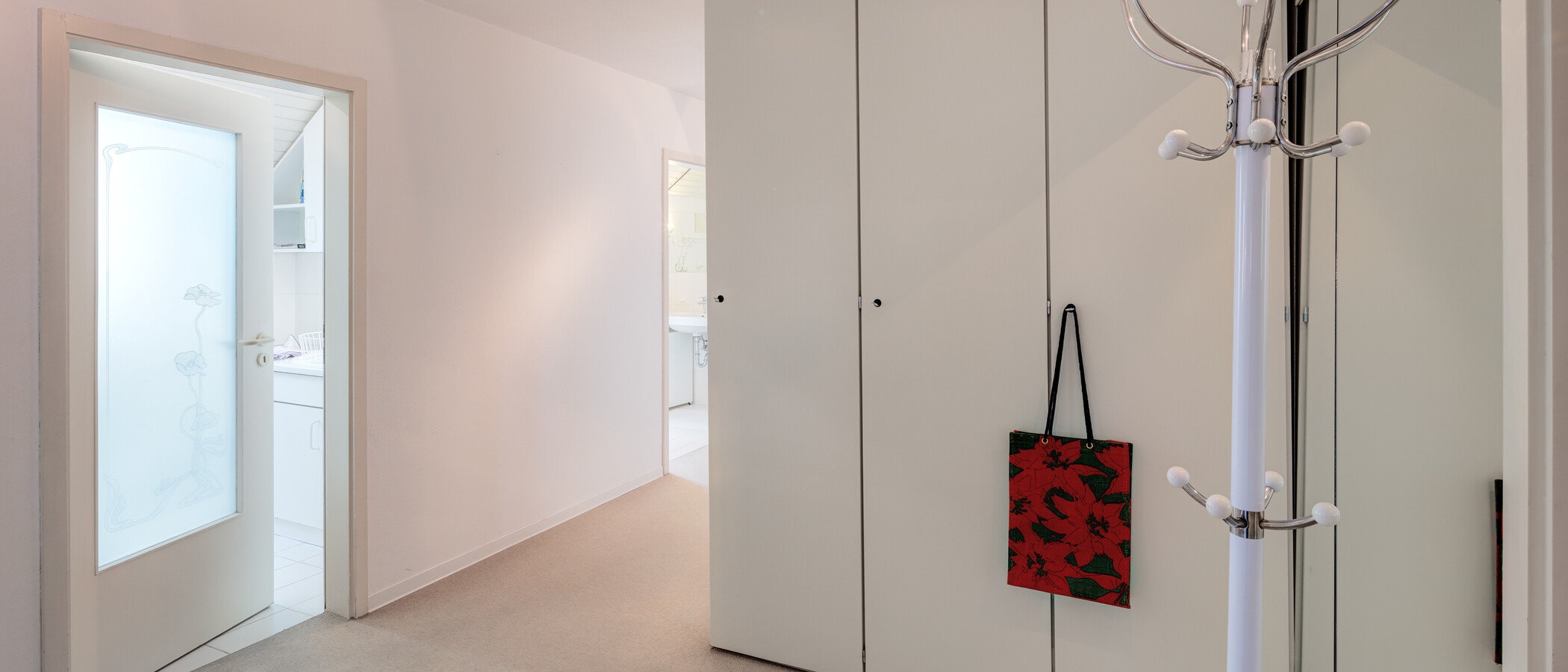 attic apartment Germering 04 hall 14946