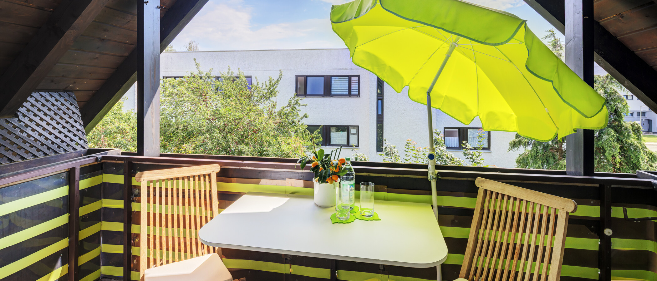 attic apartment Germering 01 balcony 14946