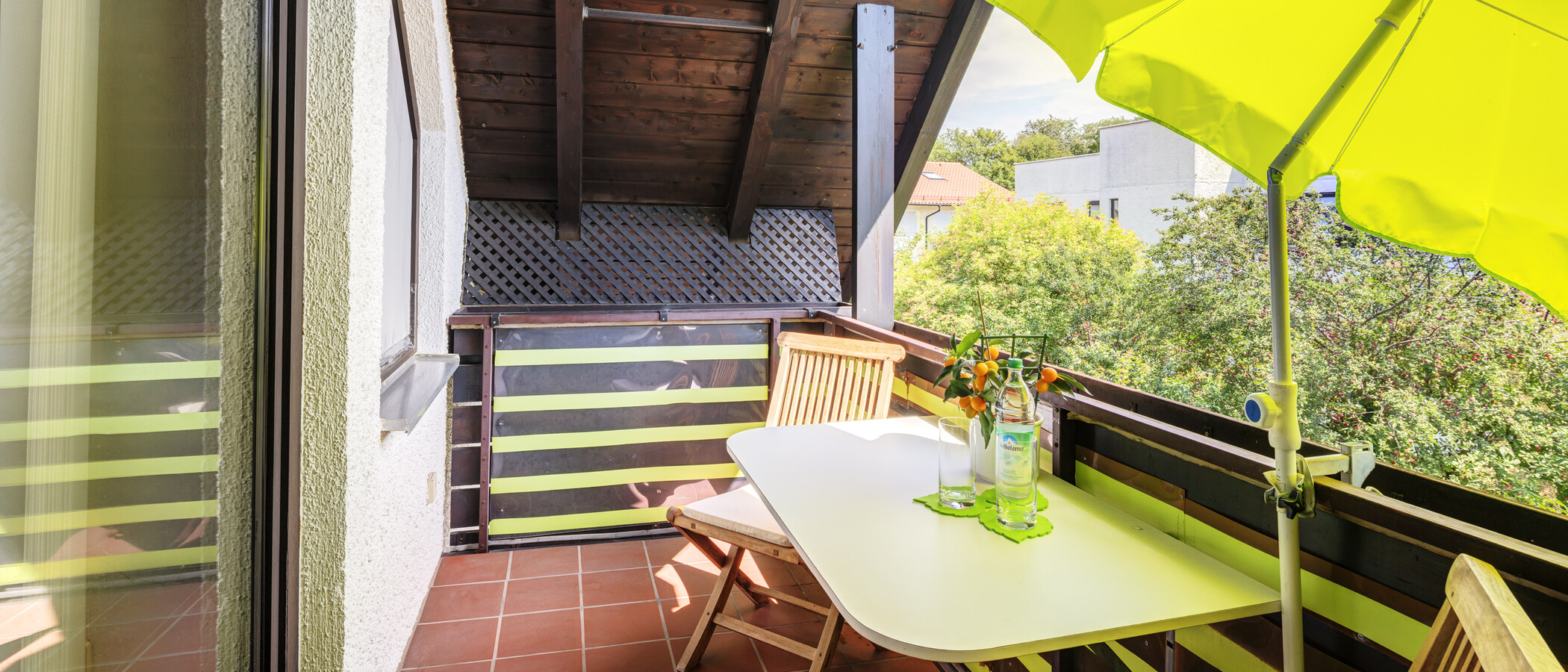 attic apartment Germering 02 balcony 14946