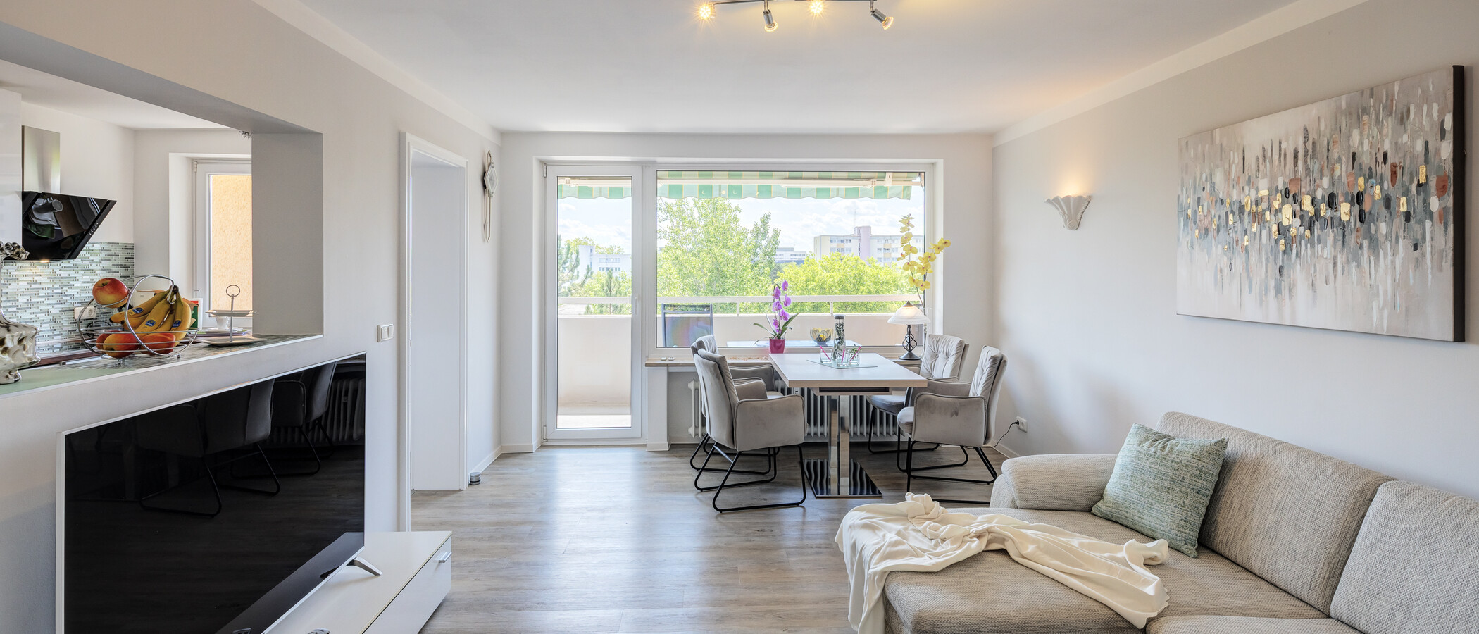 apartment München Neuperlach 03 living area 14948