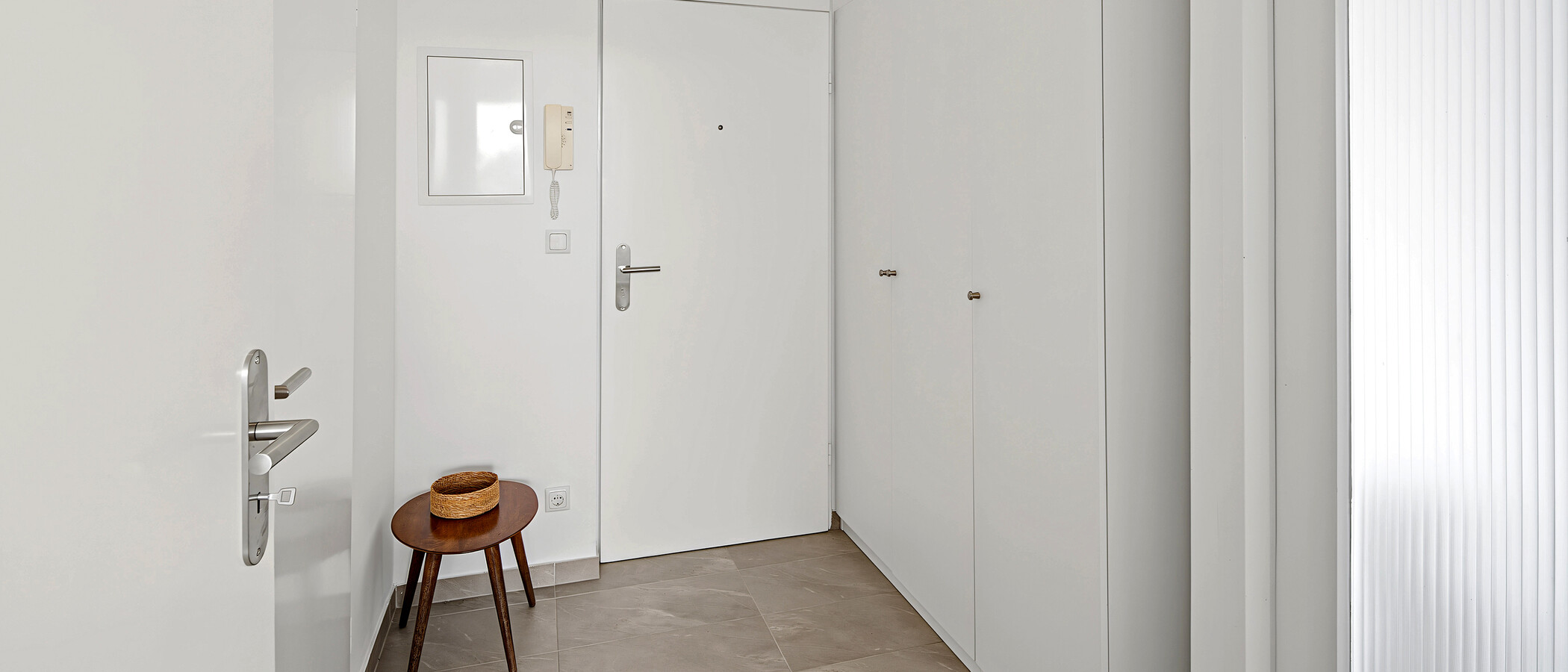 apartment München Arabellapark 01 hall 14958
