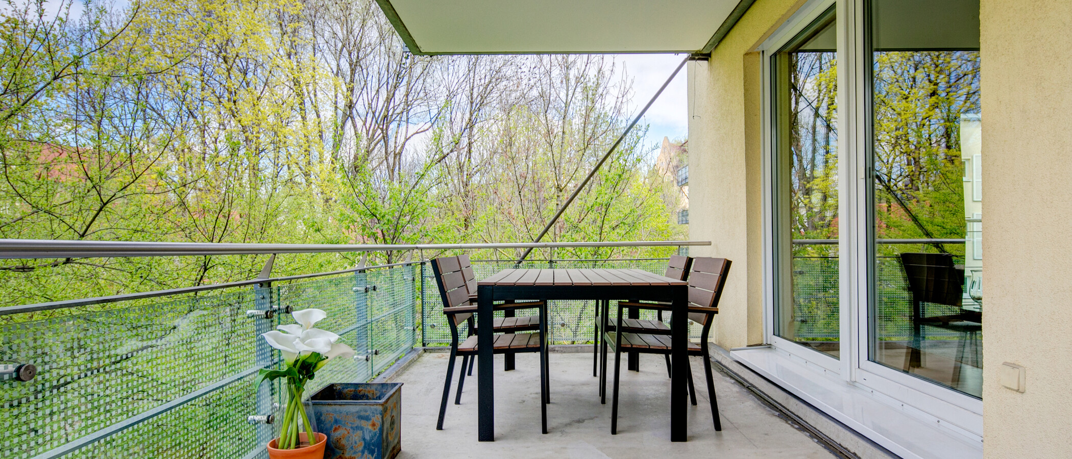 apartment München Glockenbachviertel 01 balcony 1496