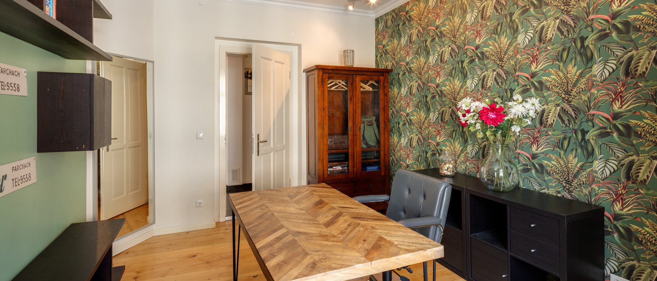 apartment München Glockenbachviertel 02 office 14967