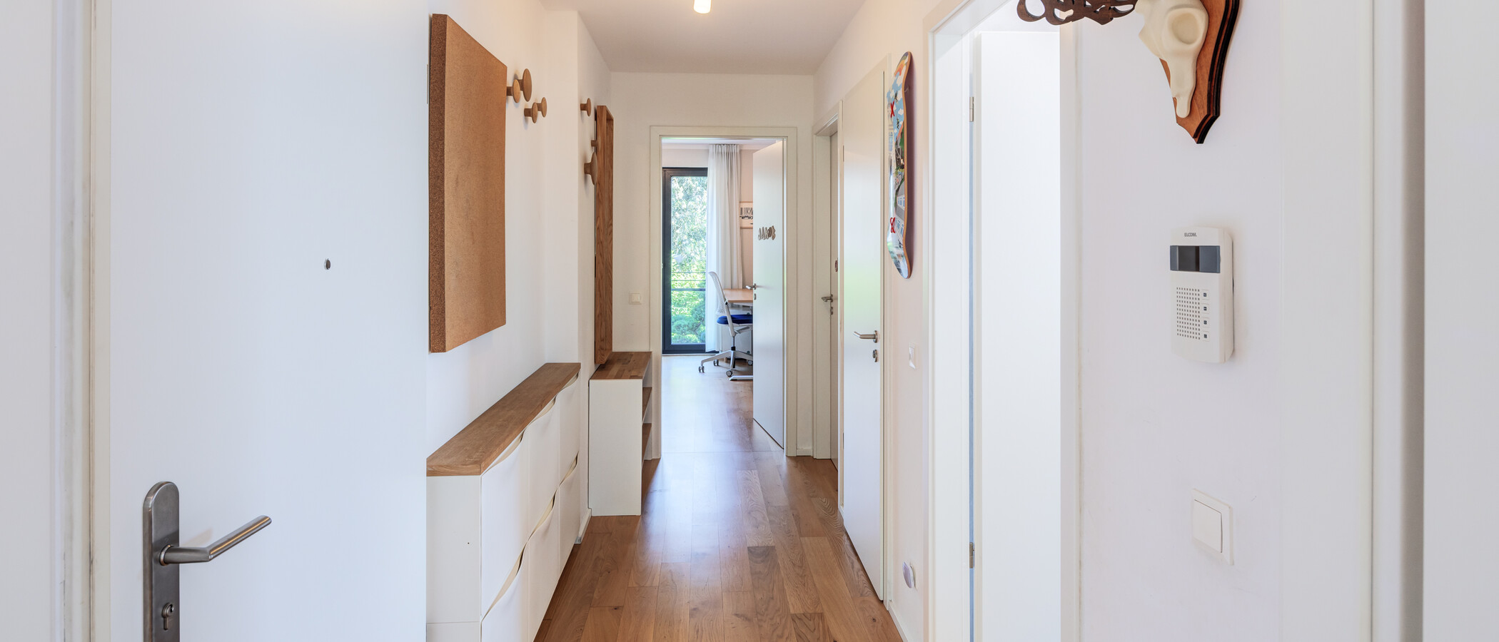 maisonette München Oberföhring 01 hall 14969