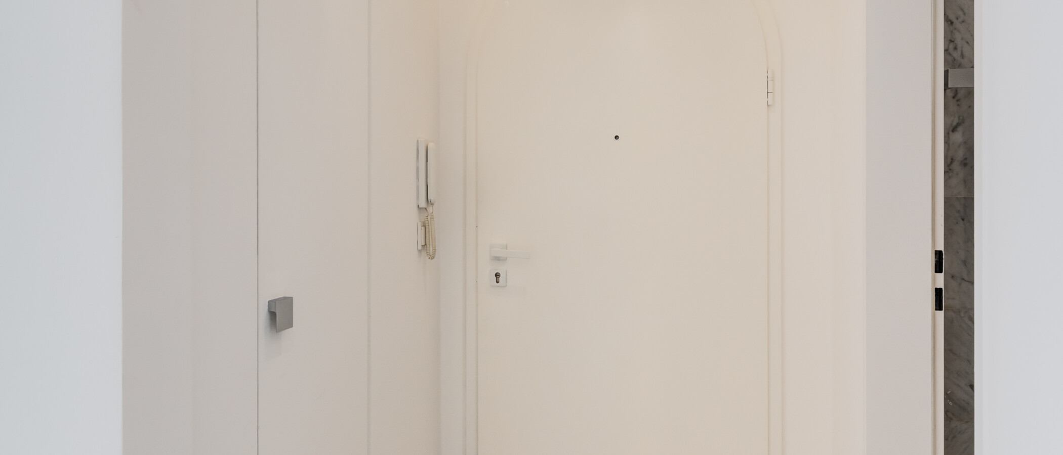 penthouse München Bogenhausen 03 hall 14972