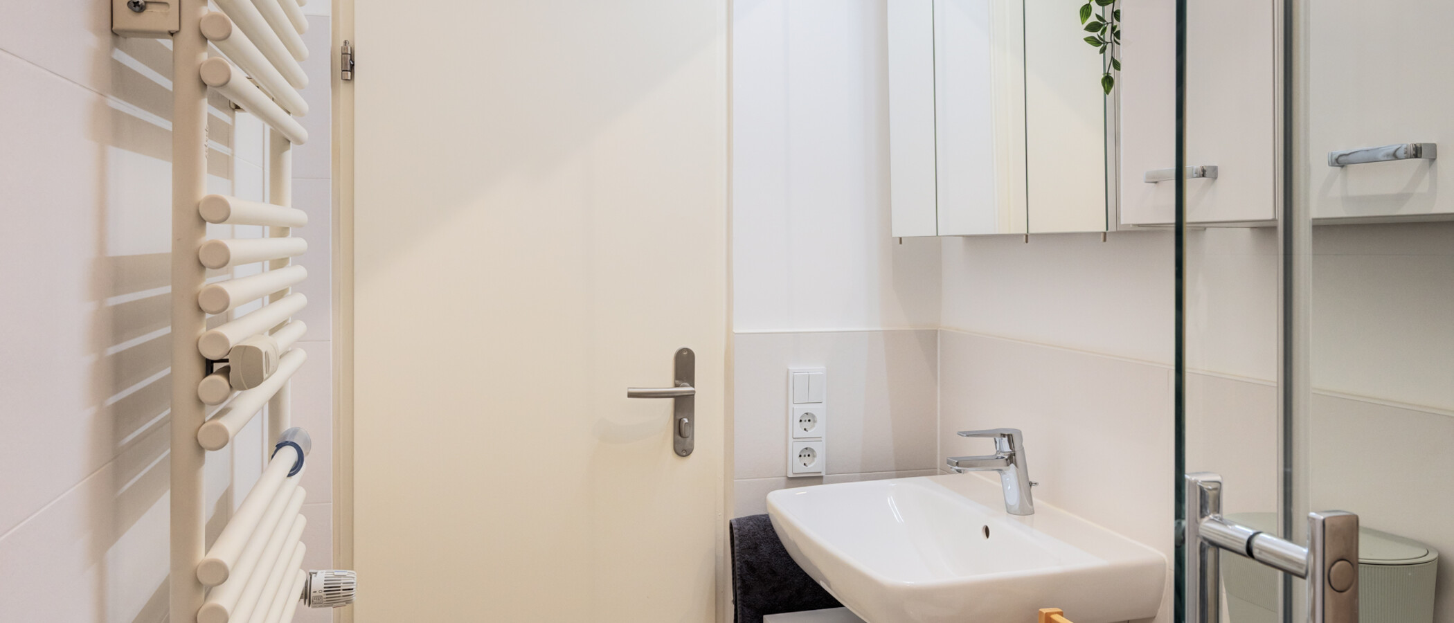 apartment München Parkstadt Solln 03 bathroom 14974