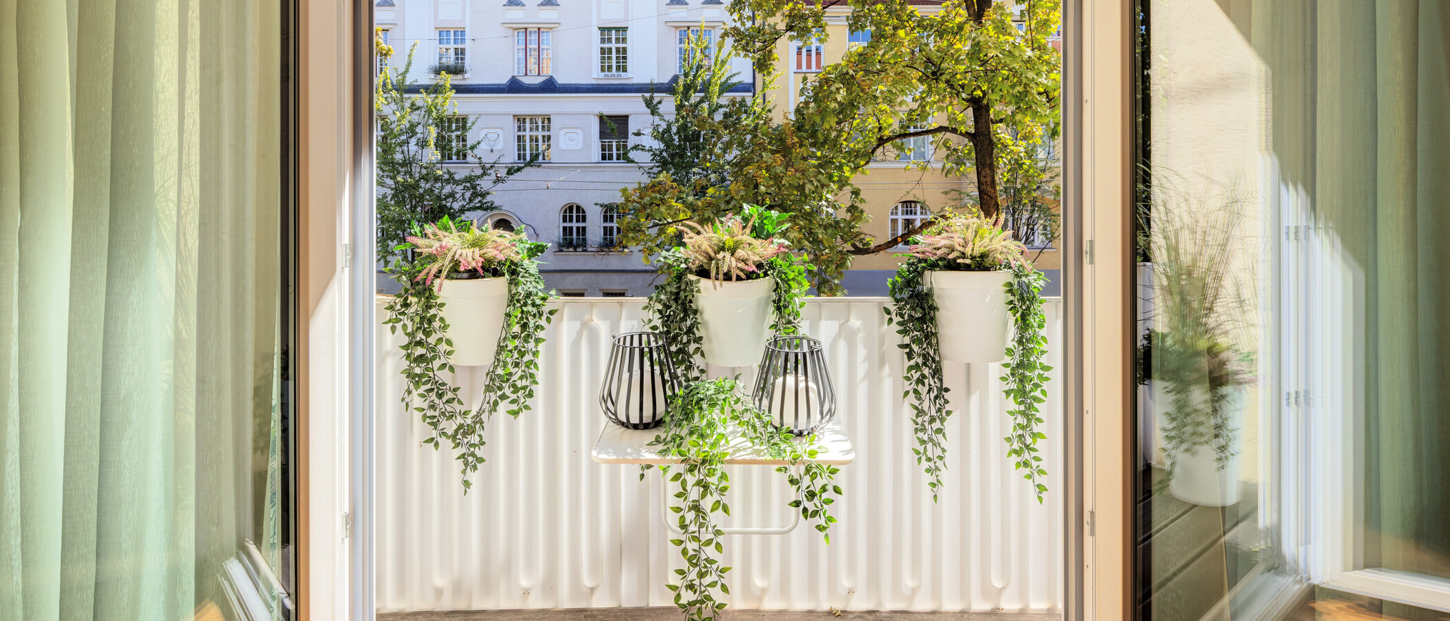 apartment München Schwabing-West (rund um den Hohenzollernplatz) 01 balcony 14976