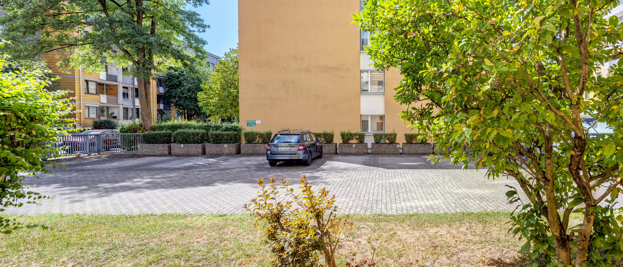 apartment München Neuhausen 01 view 14983