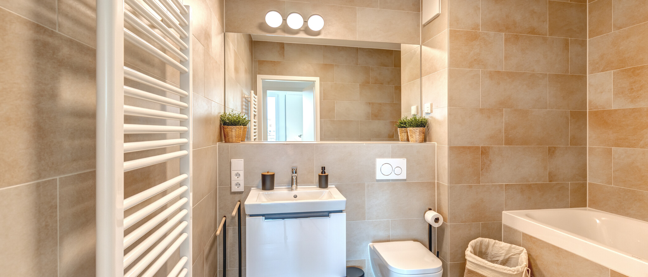 apartment München Neuperlach 01 1. bathroom 14991