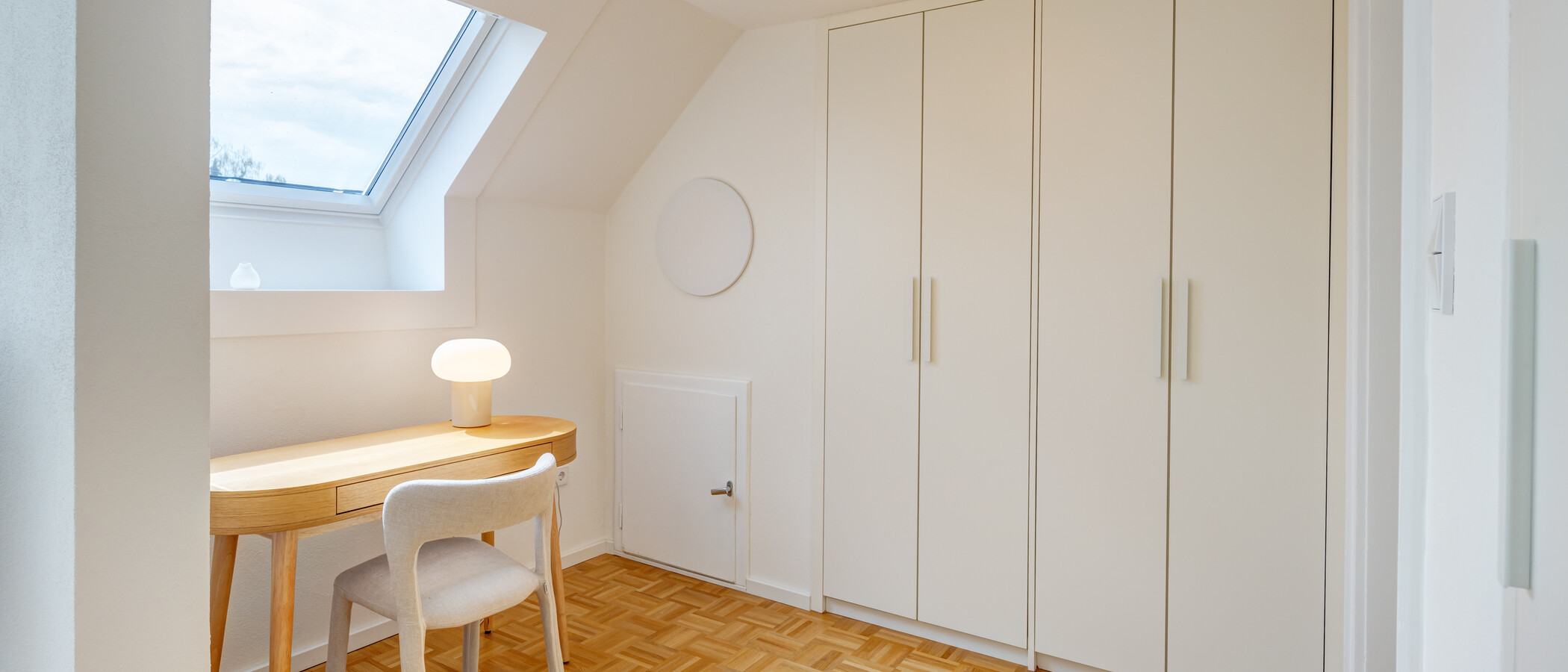 attic apartment München Harlaching 01 work area 14993