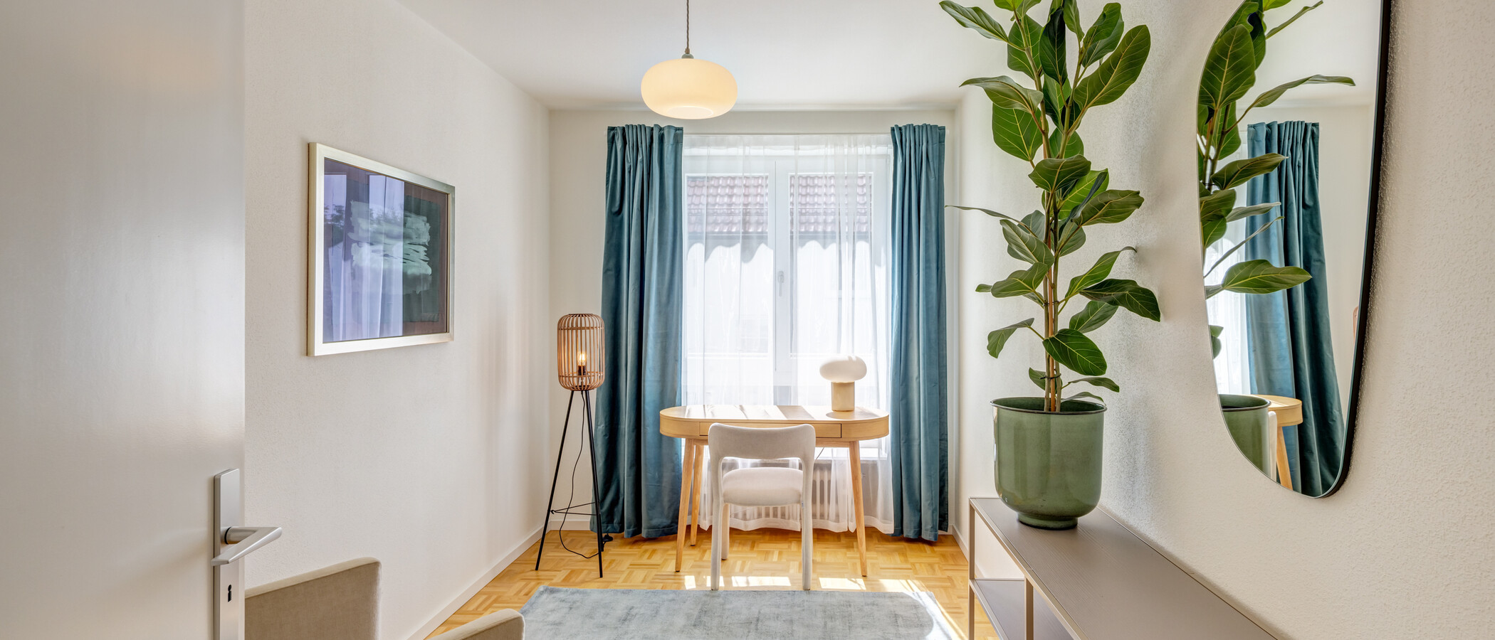 apartment München Harlaching 01 office 14994
