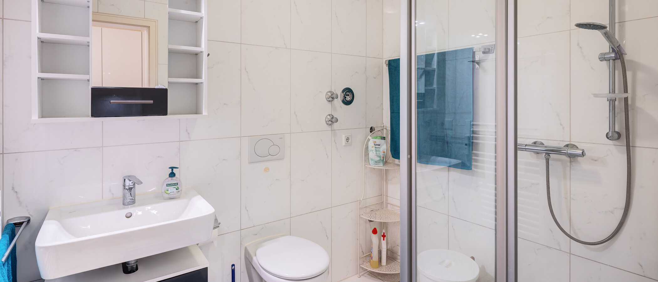 apartment München Solln 01 bathroom 14996