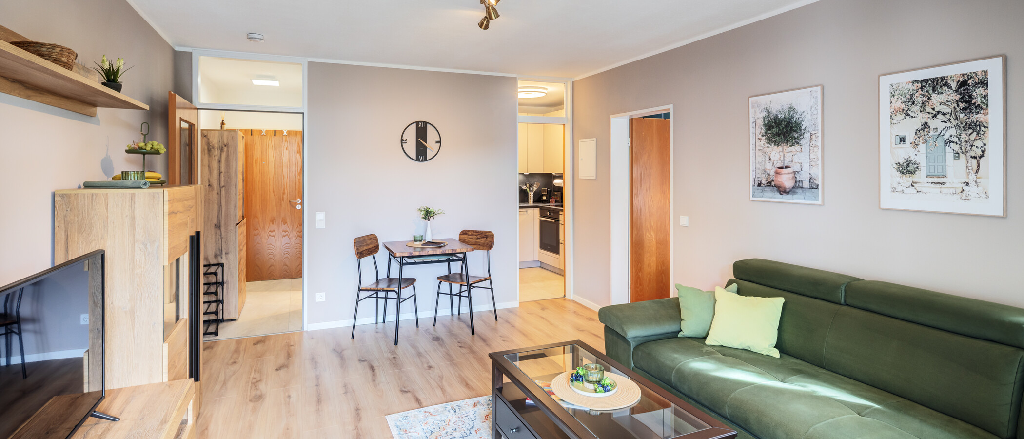 apartment München Fasanerie 04 living area 15000