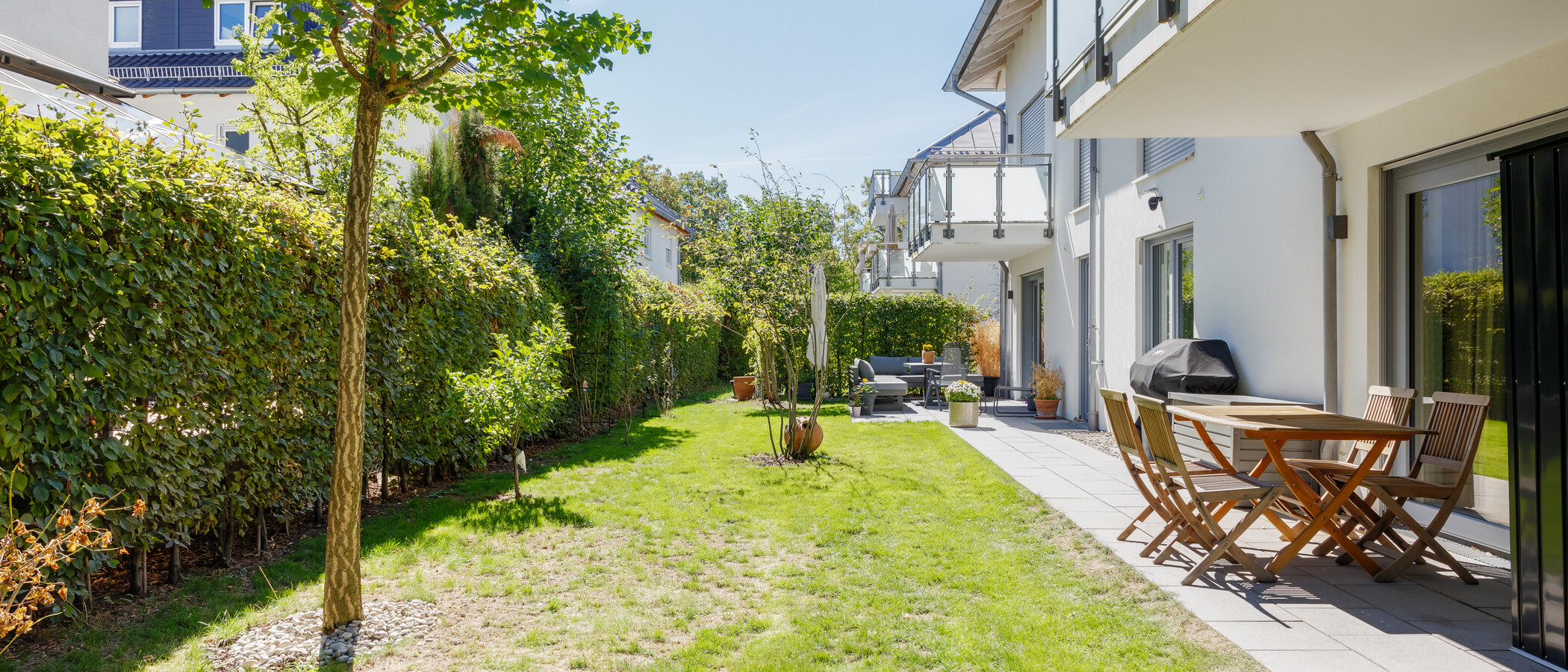 apartment with garden 	 München Trudering 01 garden 15002