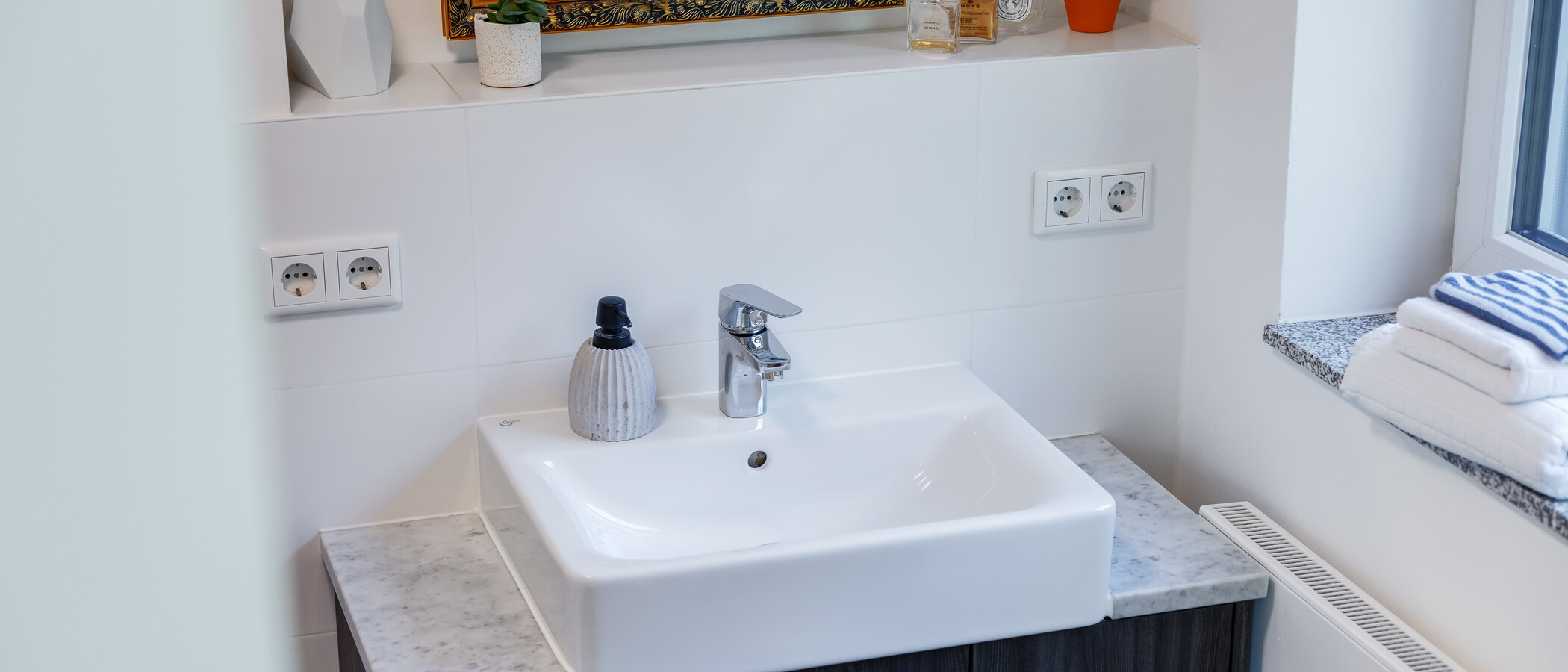 apartment with garden 	 München Trudering 02 1. bathroom 15002