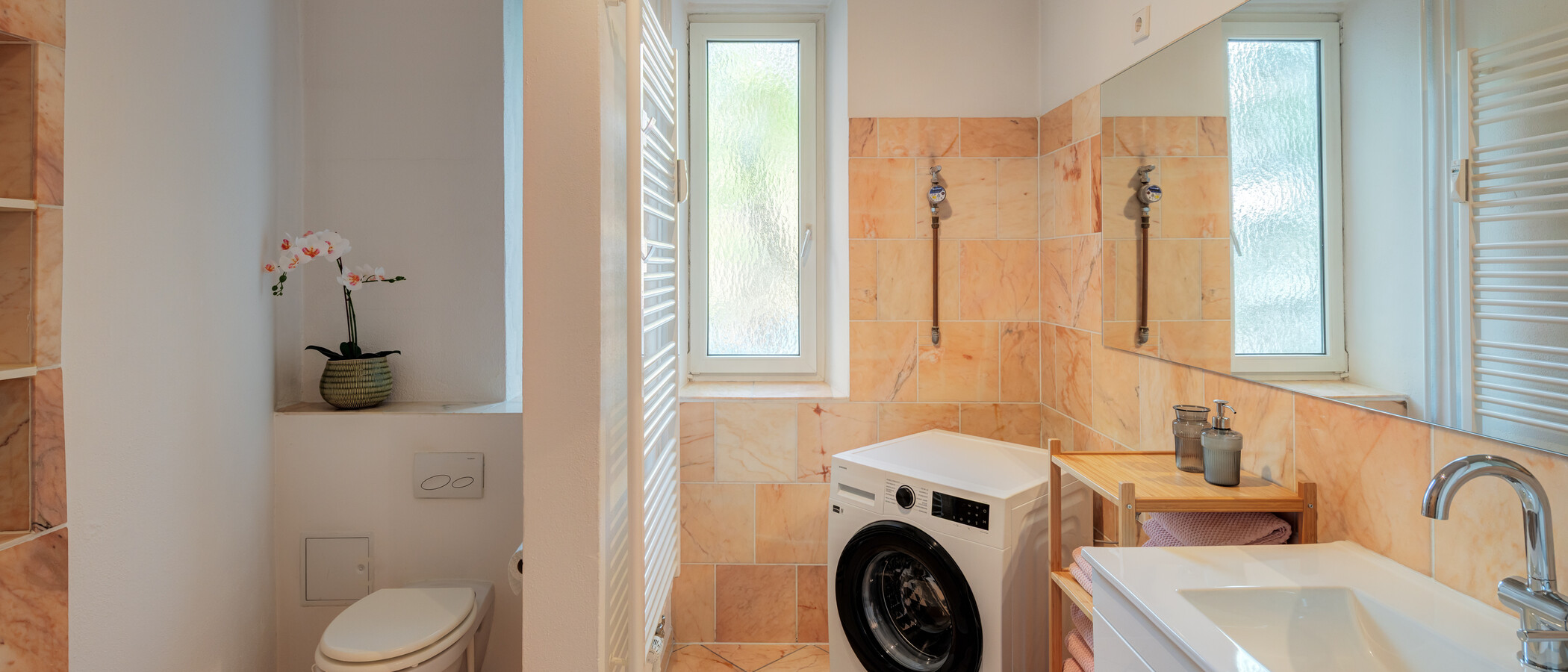 apartment München Maxvorstadt 02 bathroom 15003