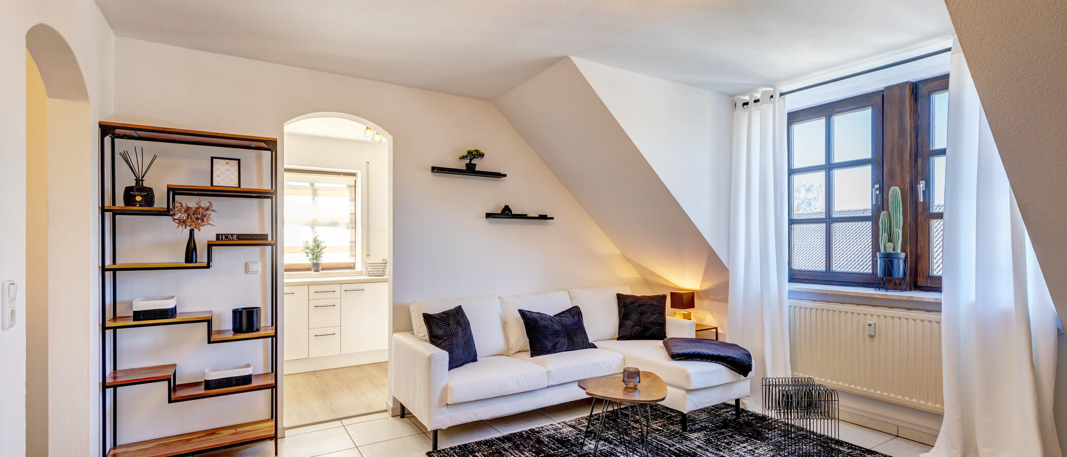 attic apartment Eching 04 living area 15004