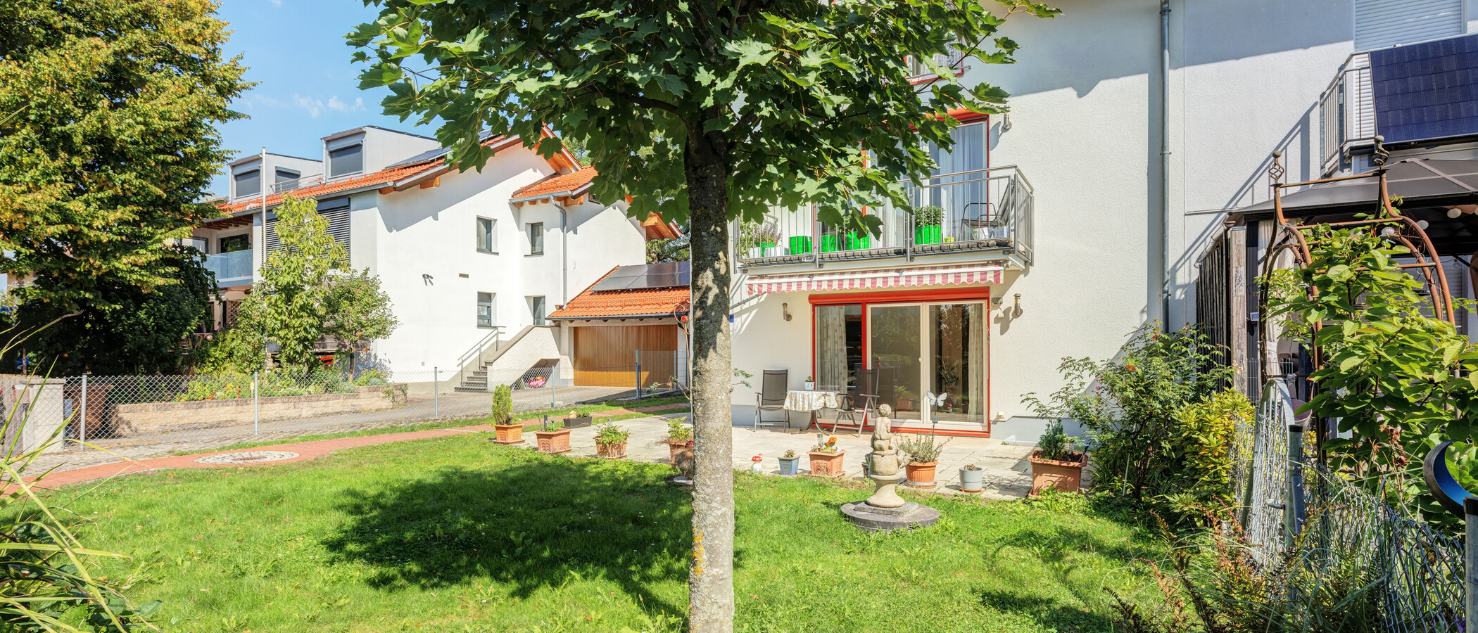 apartment with garden 	 München Feldmoching 01 terrace 15007