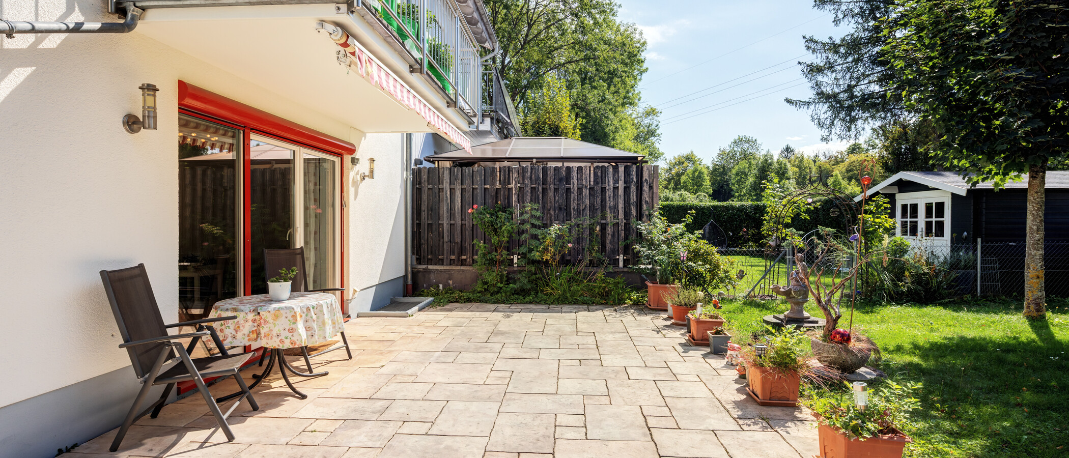 apartment with garden 	 München Feldmoching 02 terrace 15007
