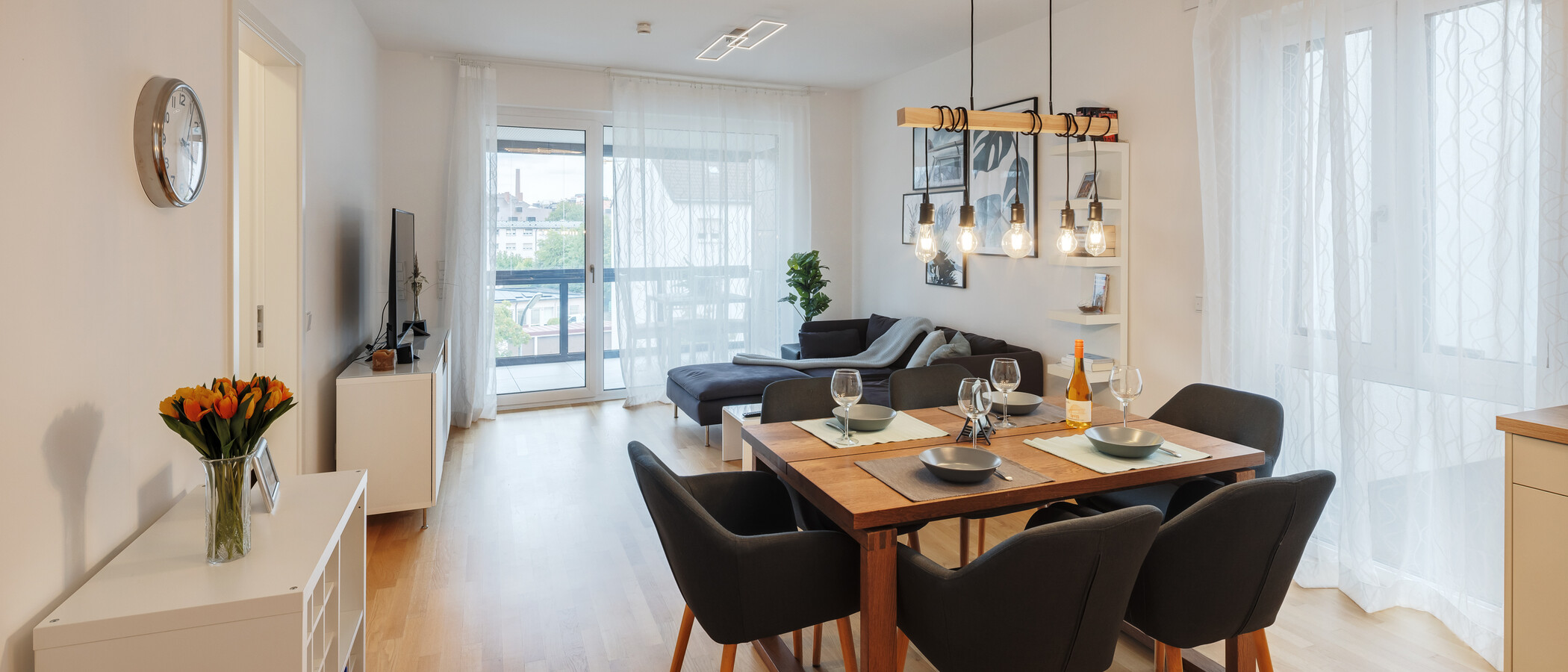 apartment München Neuhausen 01 living area 15011