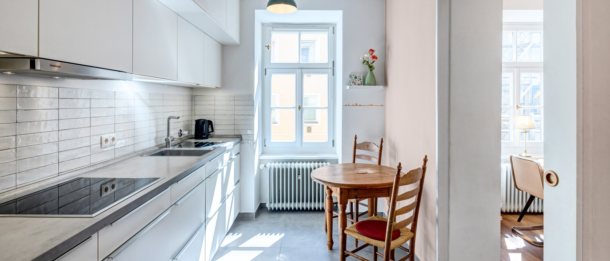 apartment München Glockenbachviertel 01 kitchen 15015