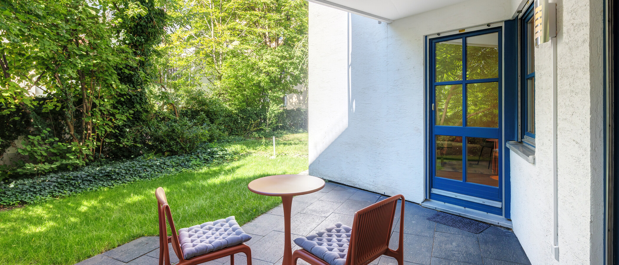 apartment with garden 	 München Gärtnerplatzviertel 02 terrace 15016