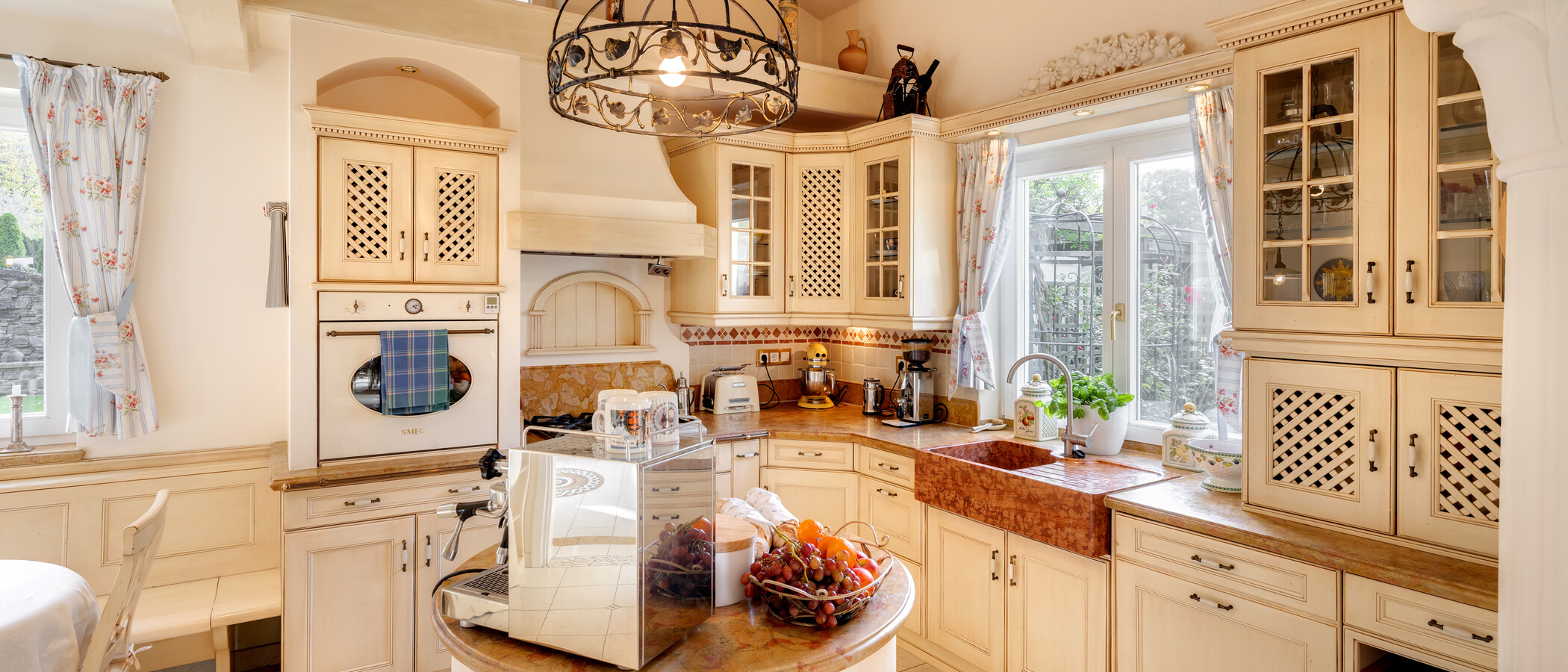 villa Grünwald 01 kitchen 15022