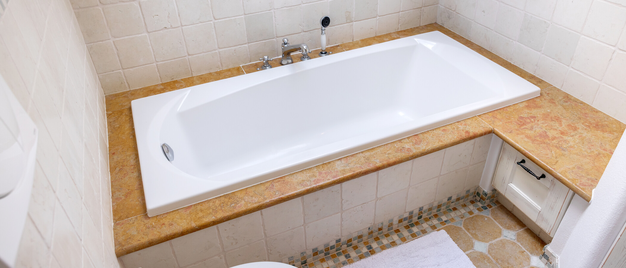 villa Grünwald 02 2. bathroom 15022