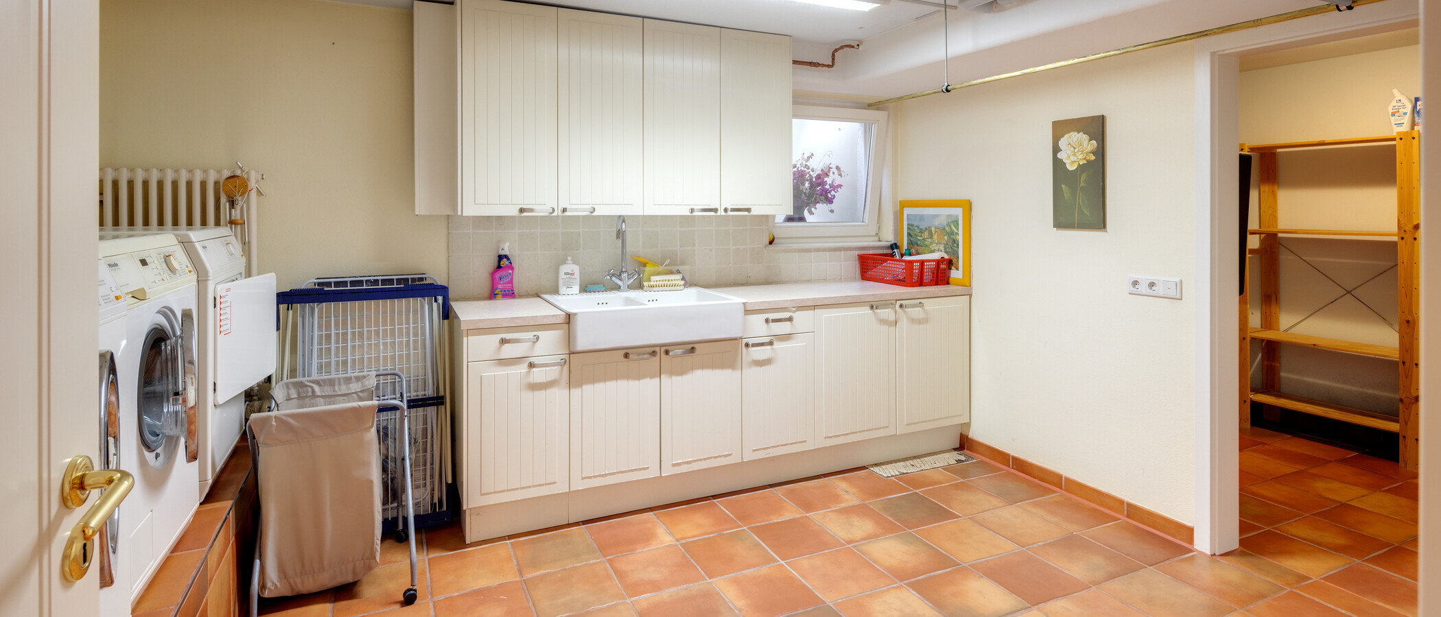 villa Grünwald 01 utility room 15022