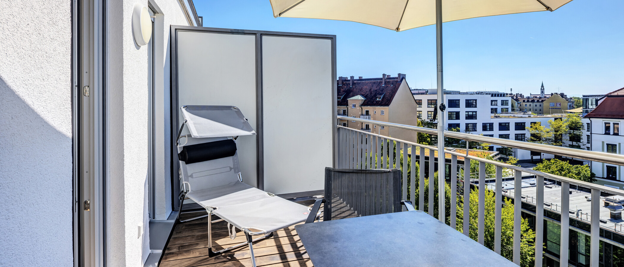apartment München Schwanthalerhöhe 01 balcony 15025