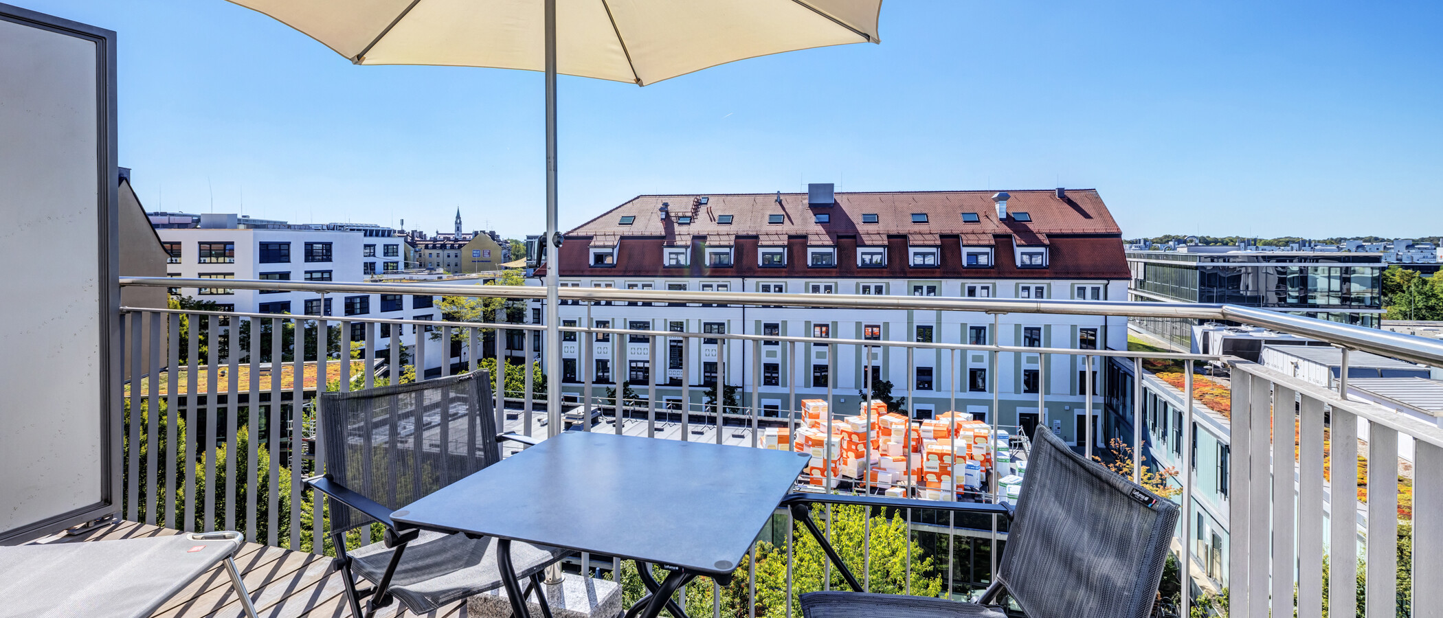apartment München Schwanthalerhöhe 02 balcony 15025