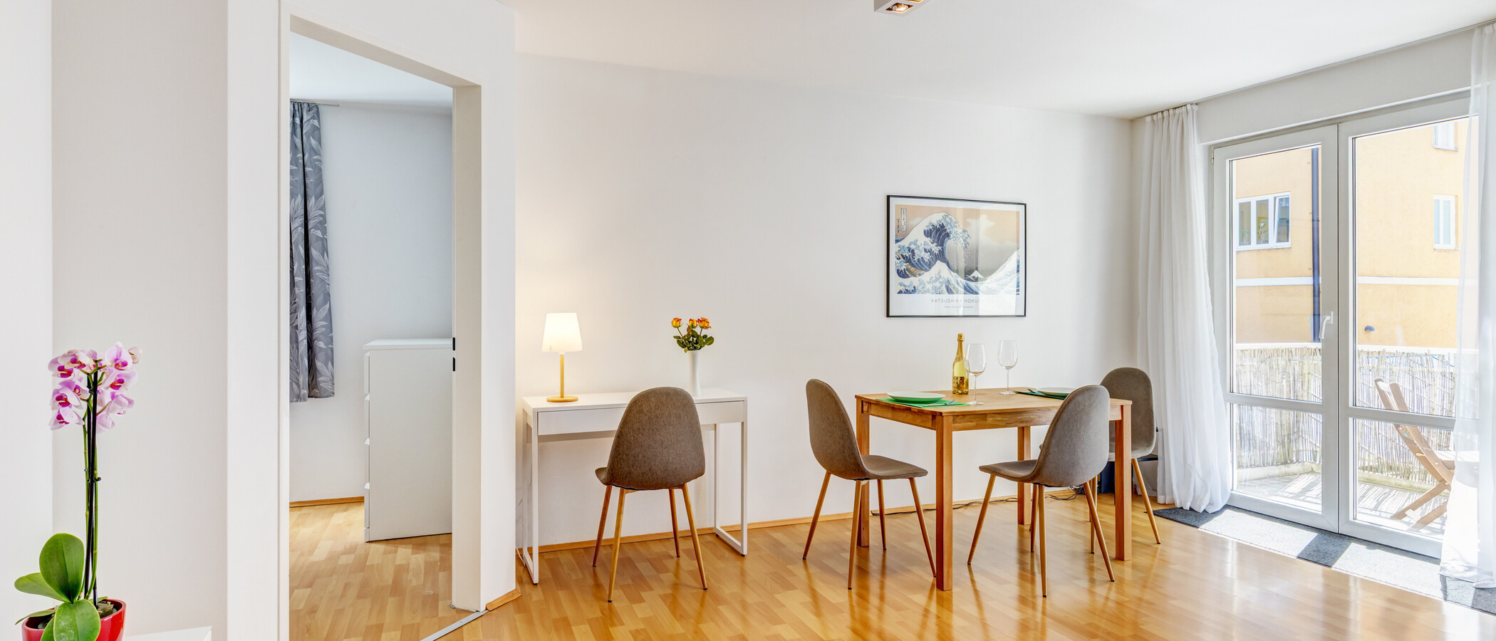 apartment München Maxvorstadt - Westen 04 living area 15027