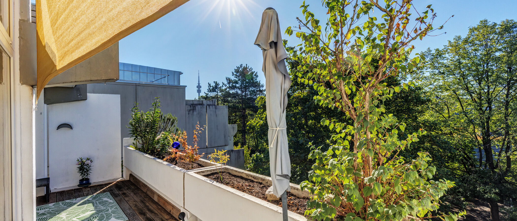 roof terrace apartment München Moosach 01 roof terrace 15028