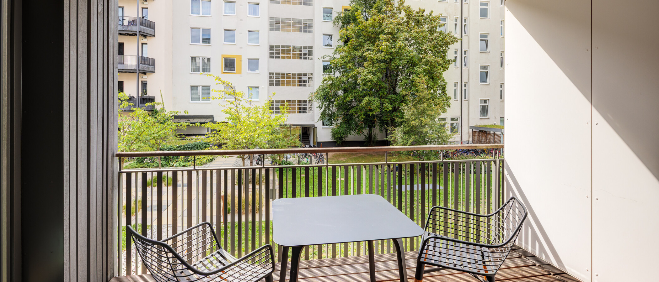 apartment München Schwanthalerhöhe 01 balcony 15032