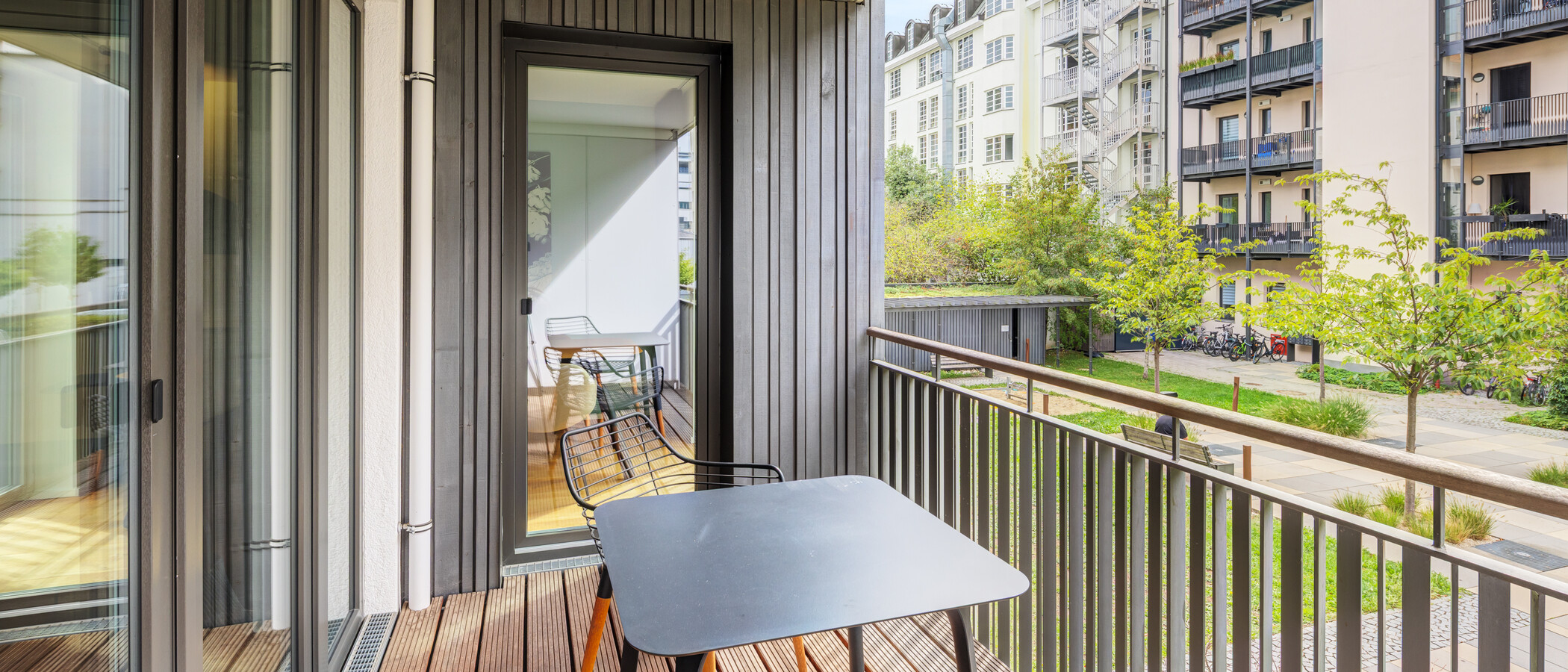 apartment München Schwanthalerhöhe 02 balcony 15032