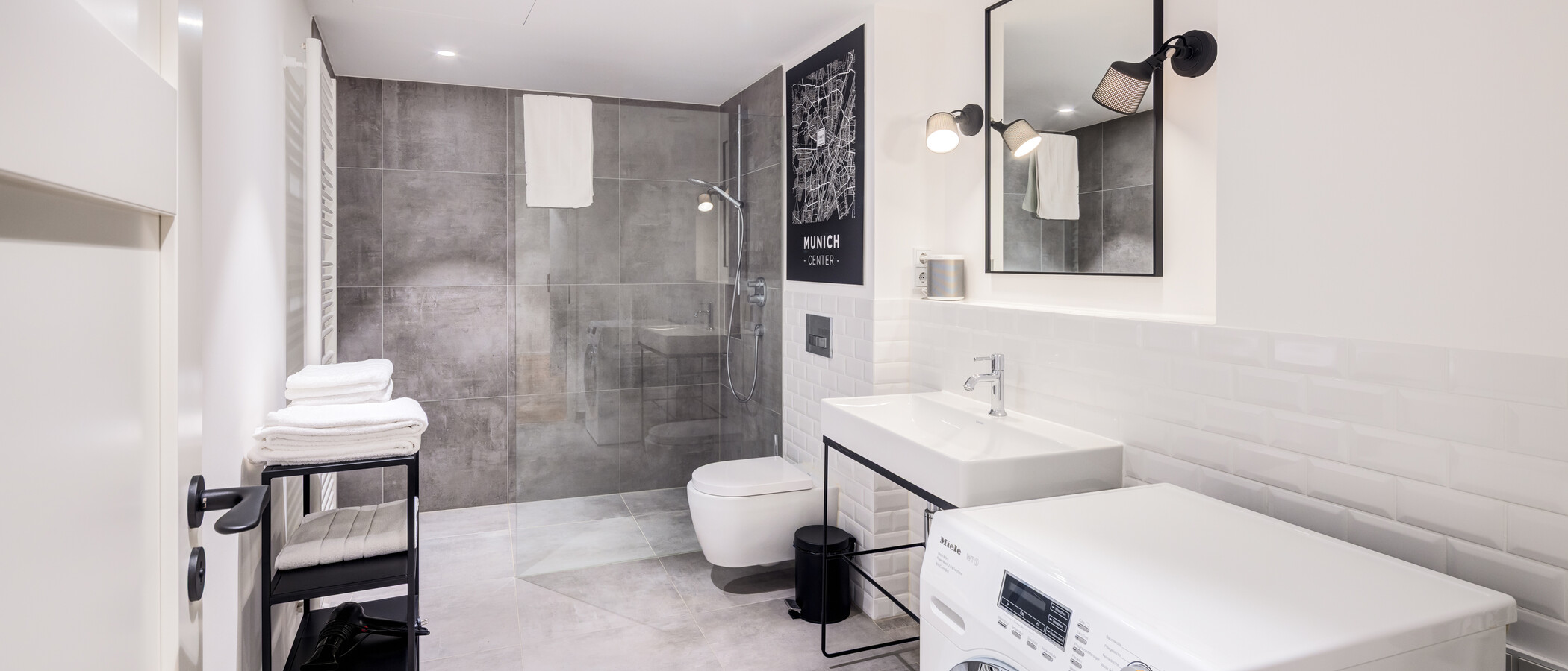apartment München Schwanthalerhöhe 01 bathroom 15033