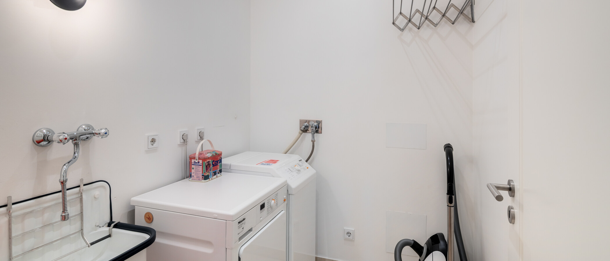 apartment München Isarvorstadt 01 utility room 15035
