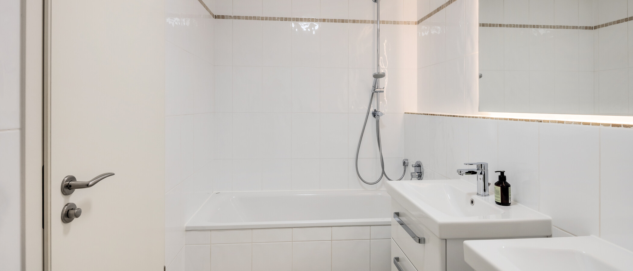 townhouse München Waldtrudering 03 1. bathroom 15041