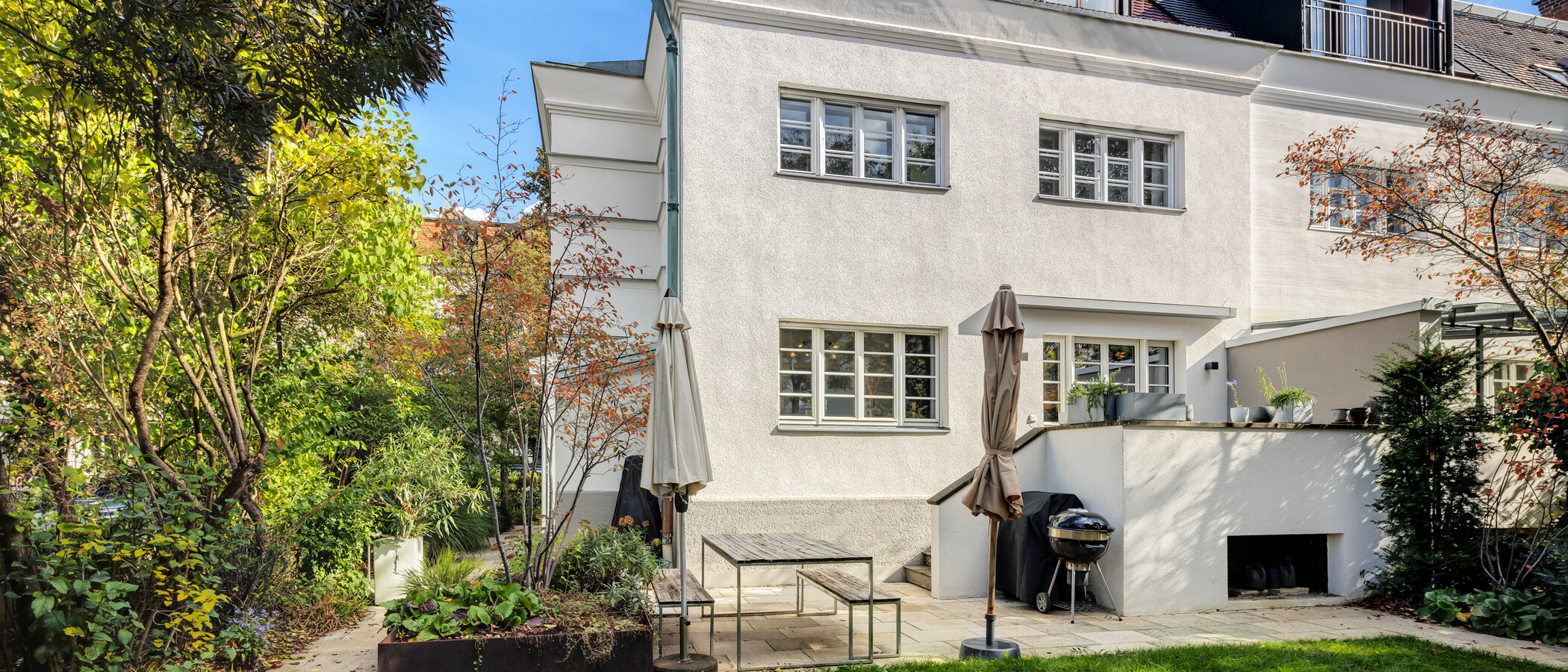 corner townhouse München Nymphenburg 01 terrace 15047