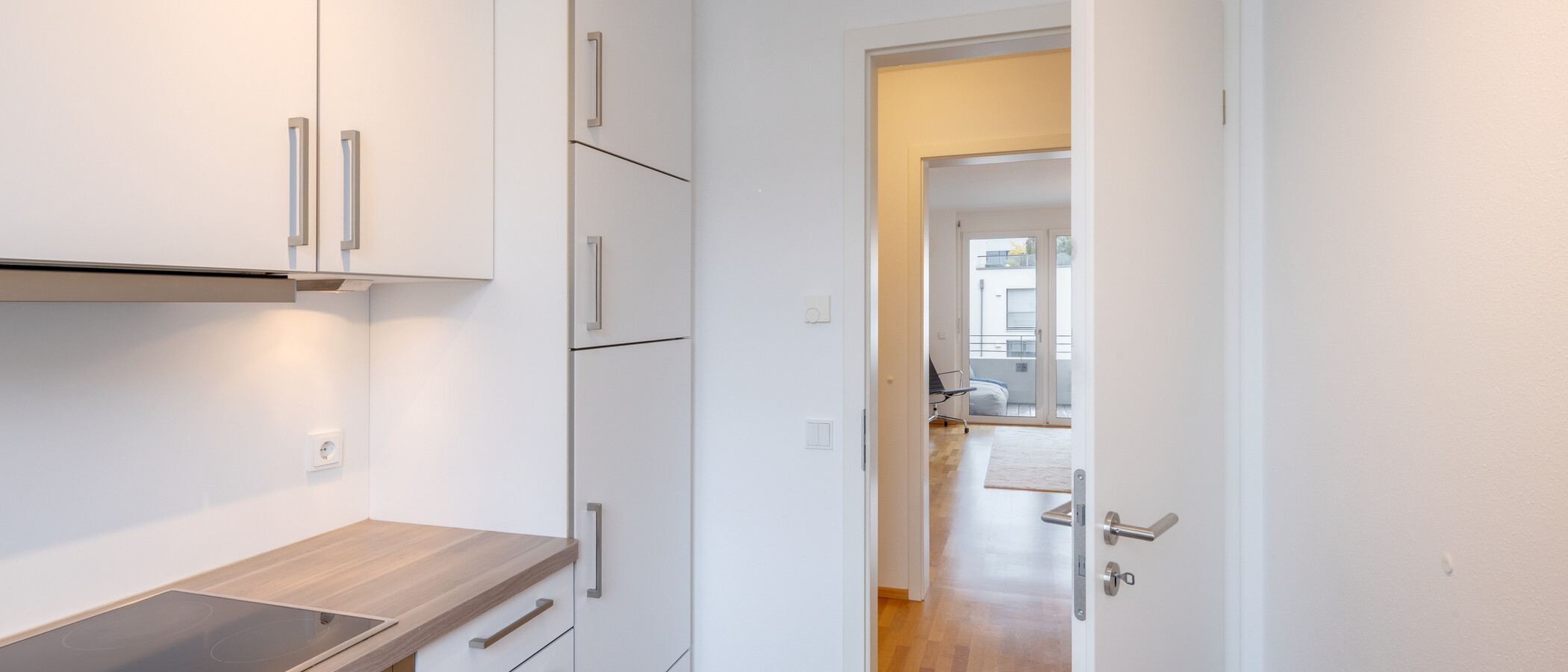 apartment München Parkstadt Schwabing 02 kitchen 15052