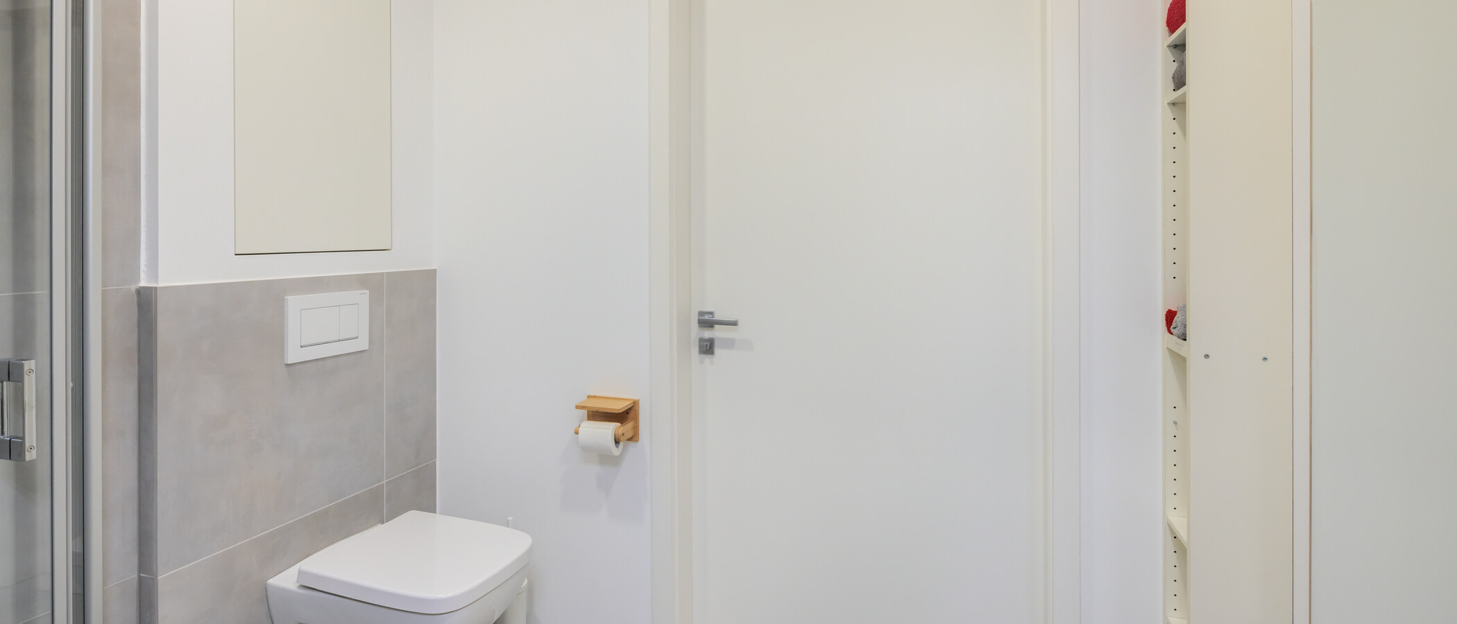apartment Fahrenzhausen 02 bathroom 15056