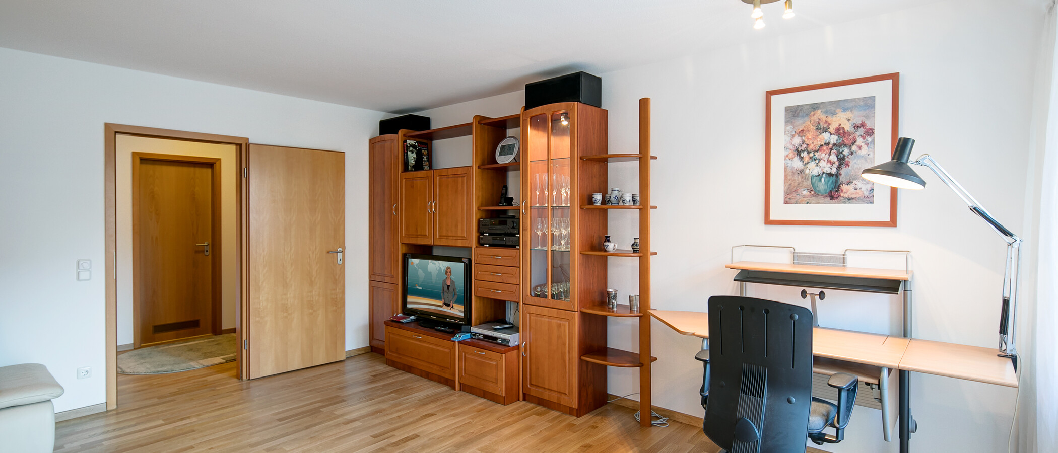 apartment München Glockenbachviertel 03 living room 1531