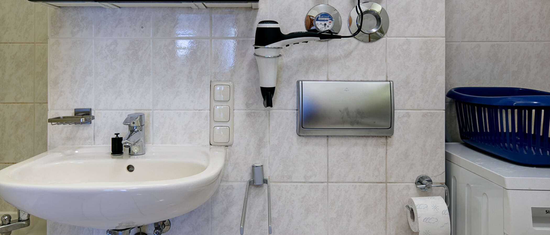 apartment München Glockenbachviertel 02 bathroom 1531