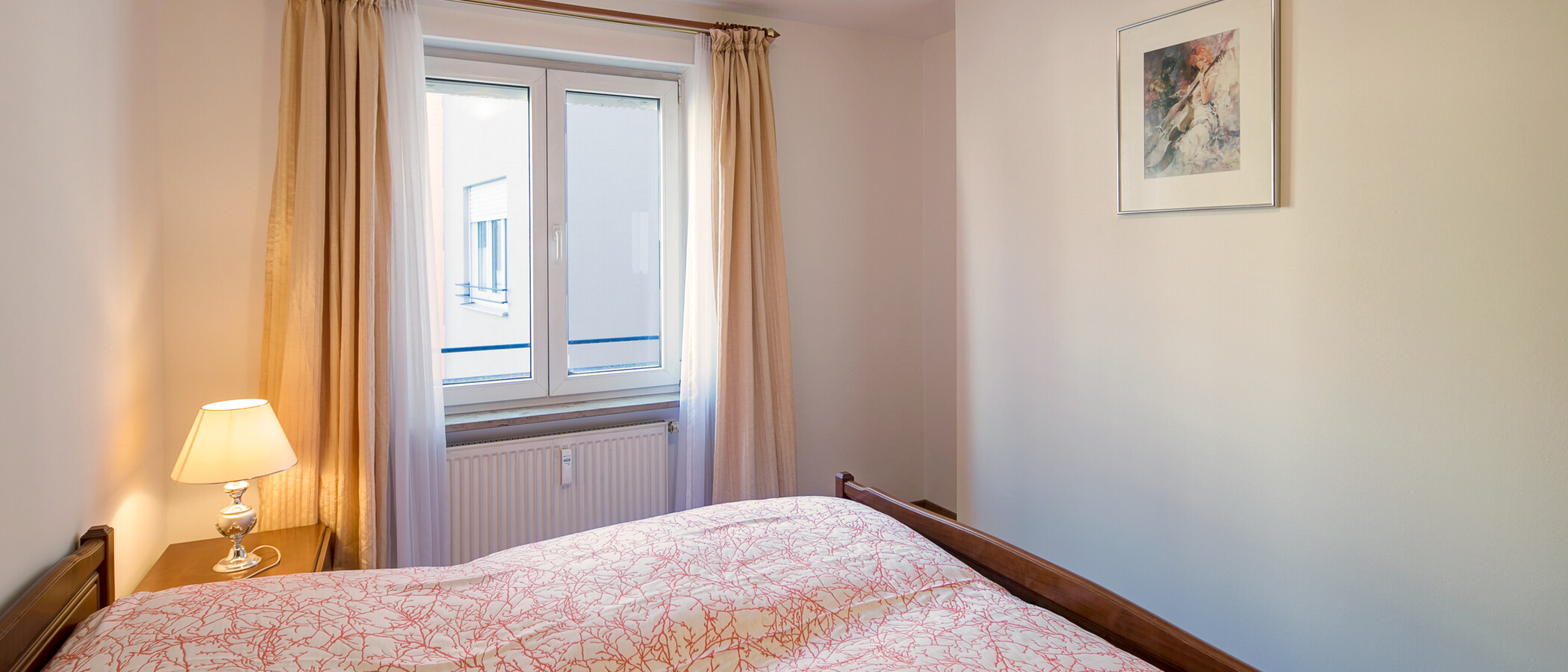 apartment München Glockenbachviertel 02 sleeping area 1531